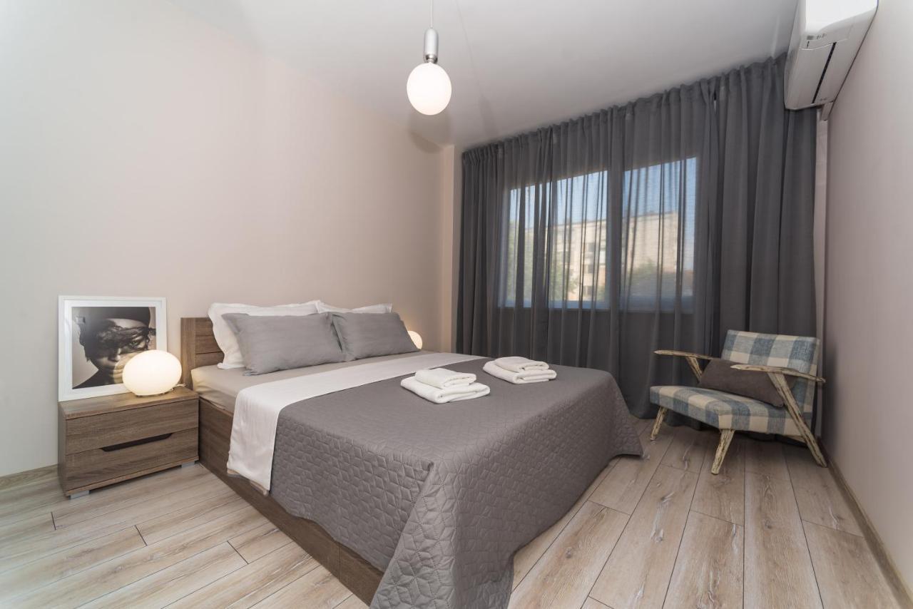 Fashionable 1Bd Flat In The Centre Of Plovdiv Apartamento Exterior foto